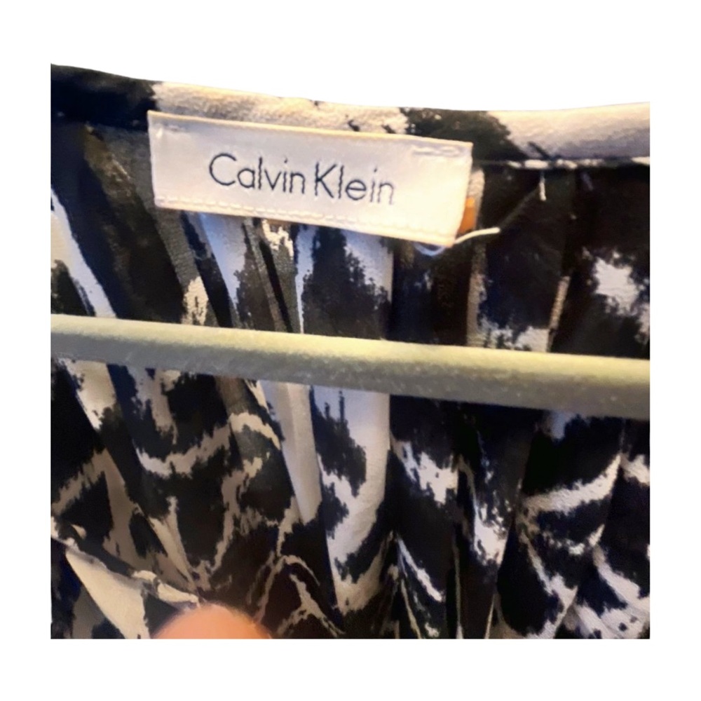 Calvin Klein Abstract blouse